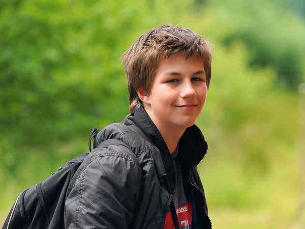 艾皇手机号测压