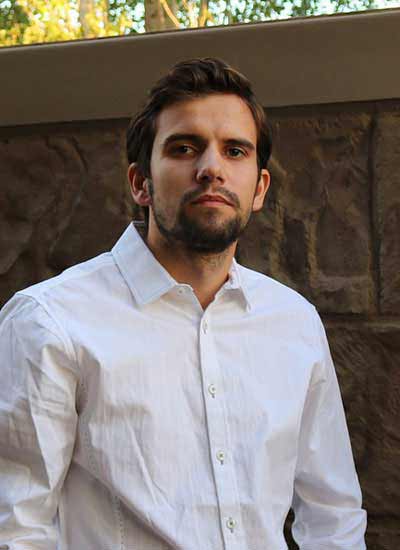 清新脱俗的电话轰在线轰炸